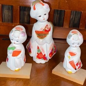 Japanese Geisha Figurines